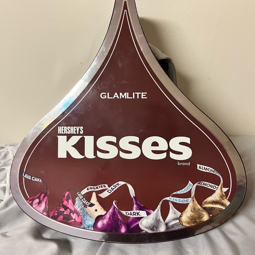 Hershey's Kisses Glamlite Makeup Palette